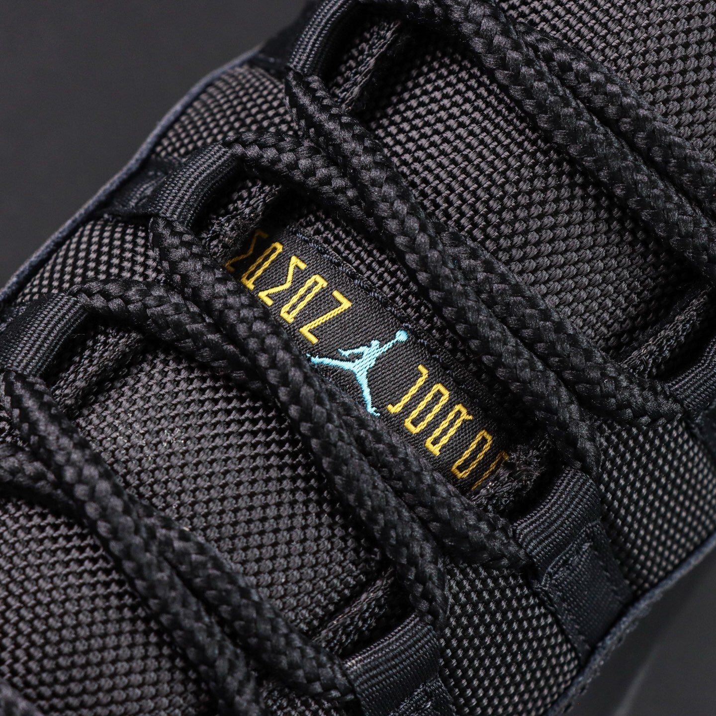 Air Jordan 11  Retro Gamma Blue [2025]