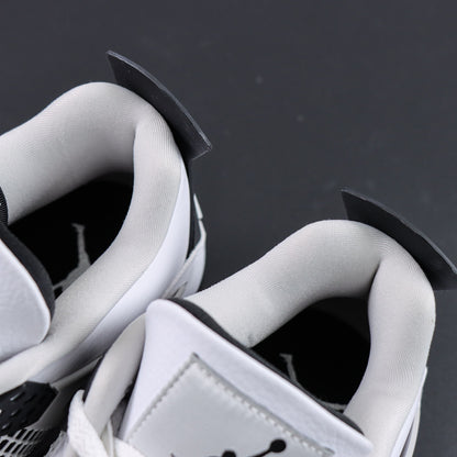 Air Jordan 4 Military Black