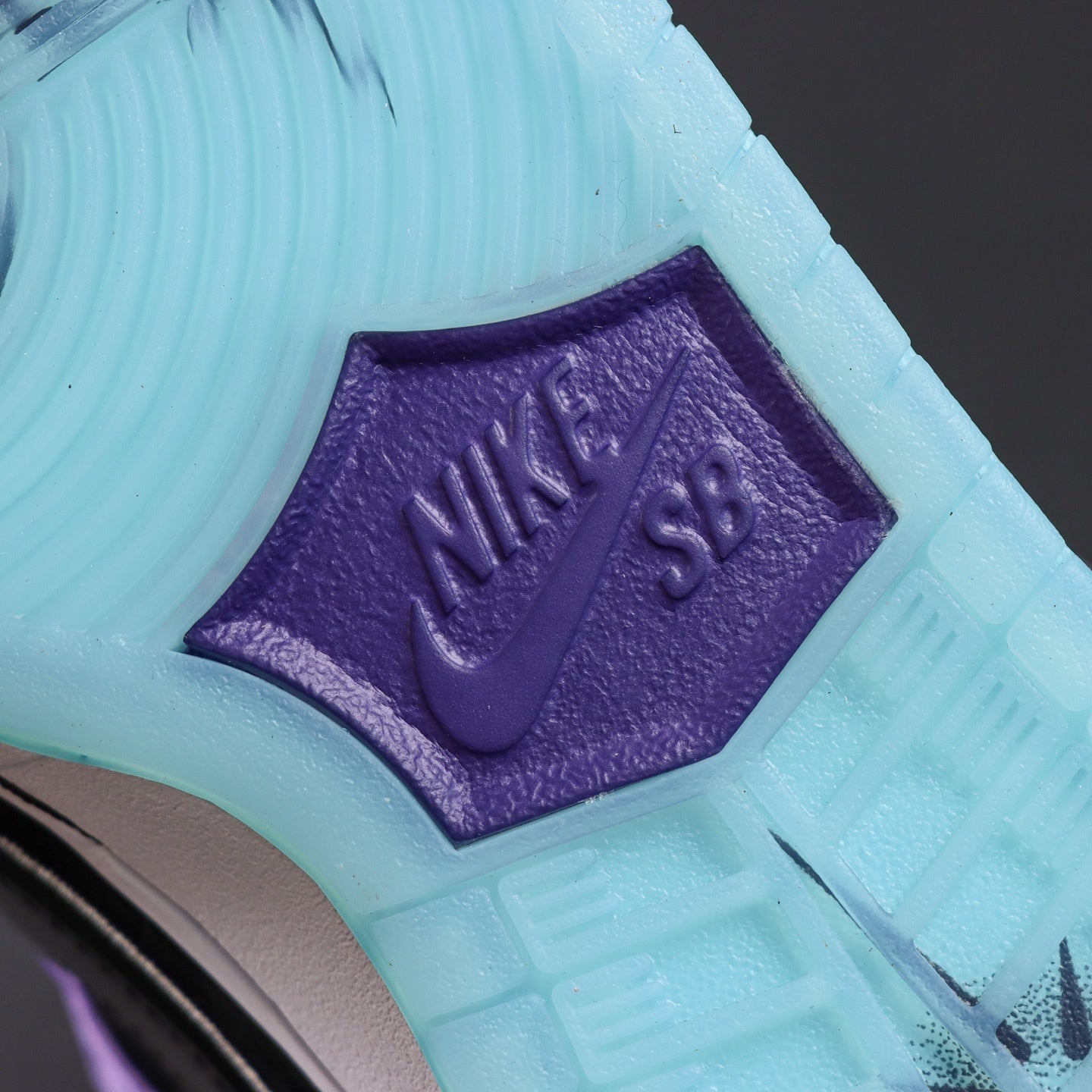 Nike SB Dunk x Harley Wilson