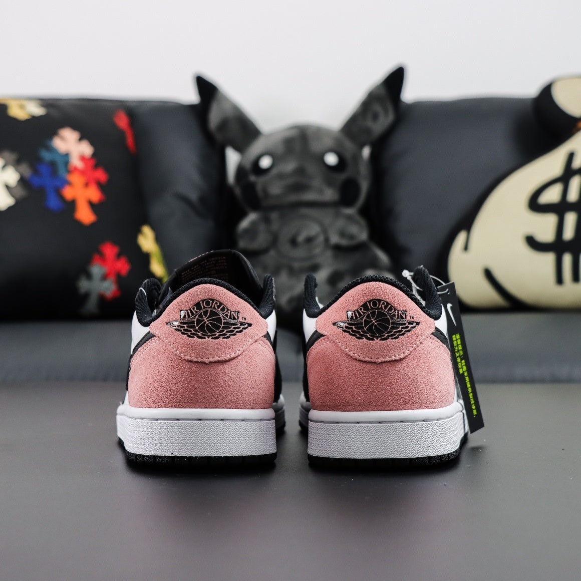 Air Jordan 1 Low OG Bleached Coral