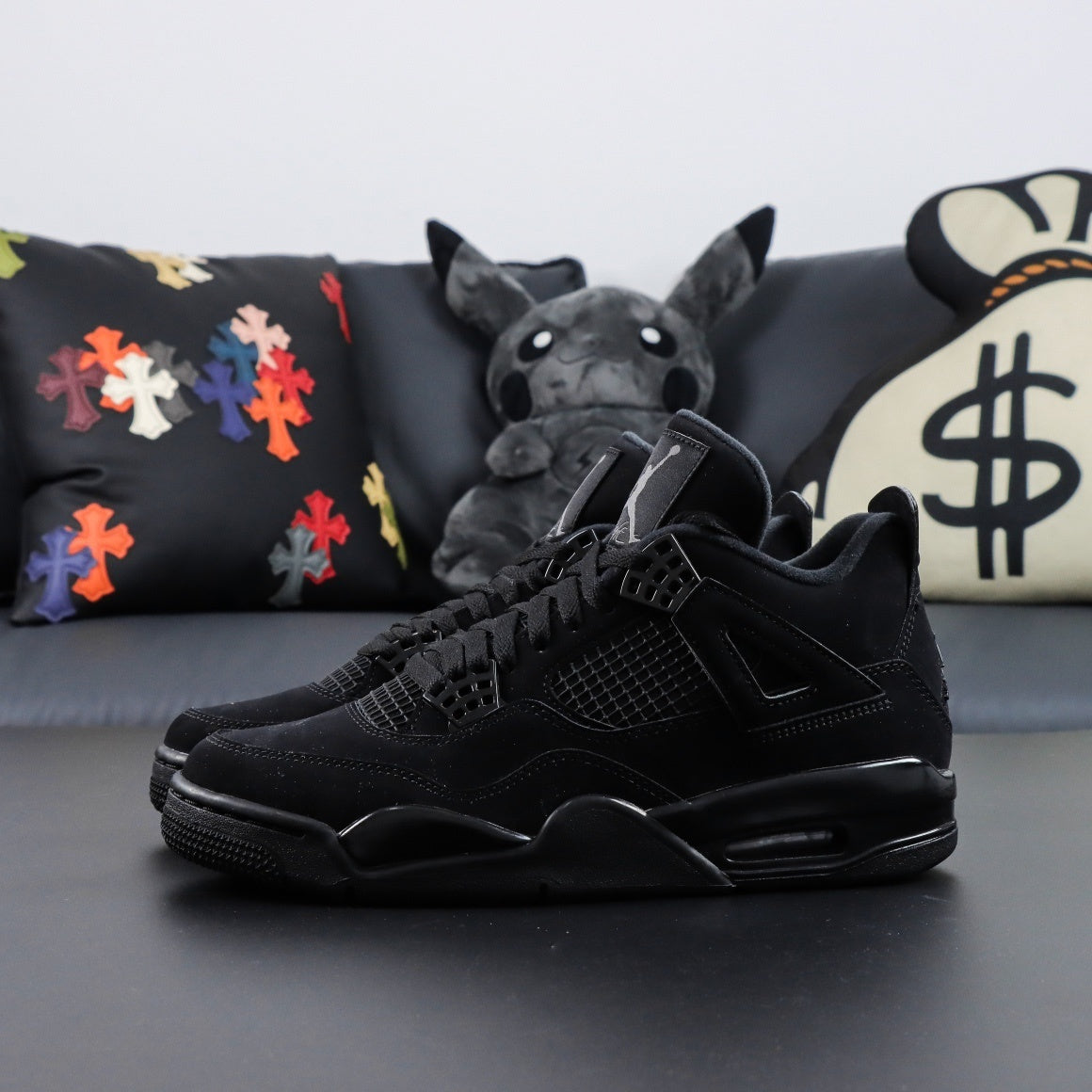 Air Jordan 4 Retro Black Cat [2020]