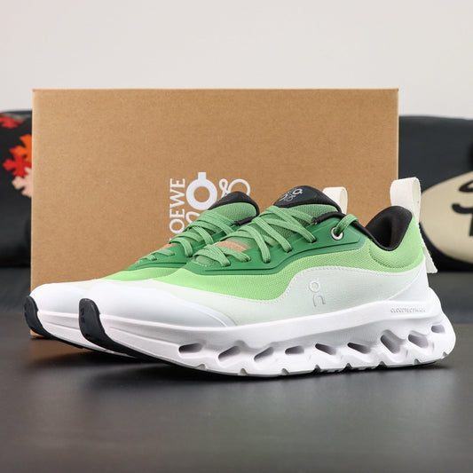 Cloudsurfer white and green