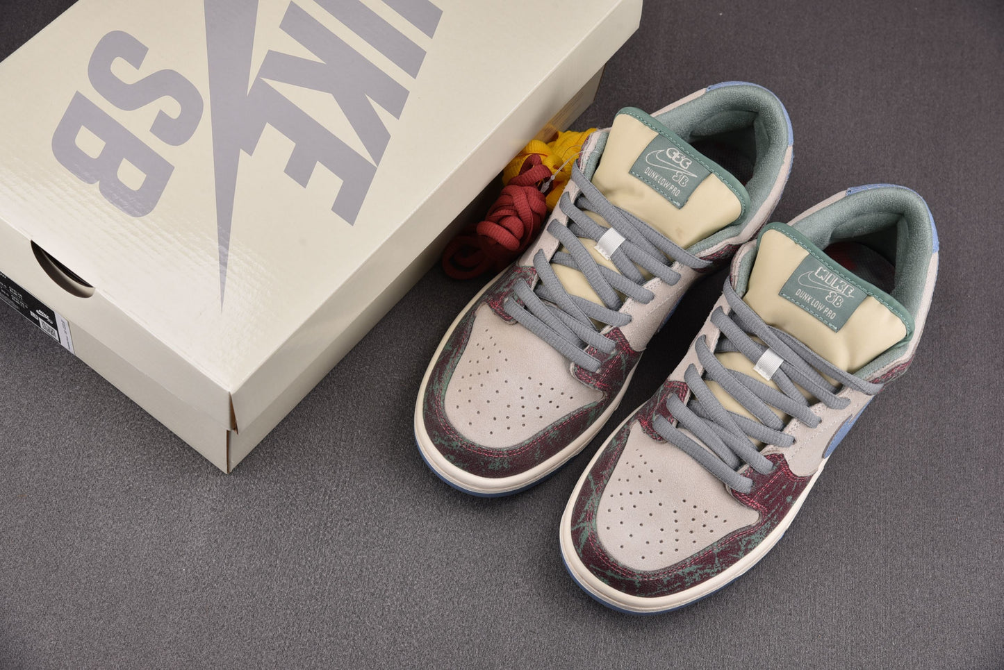 Nike SB Dunk x Crenshaw Skate Club CSC