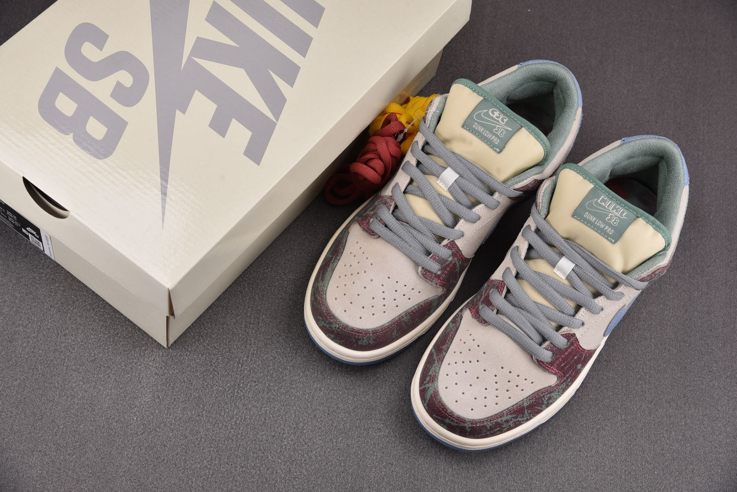 Nike SB Dunk x Crenshaw Skate Club CSC