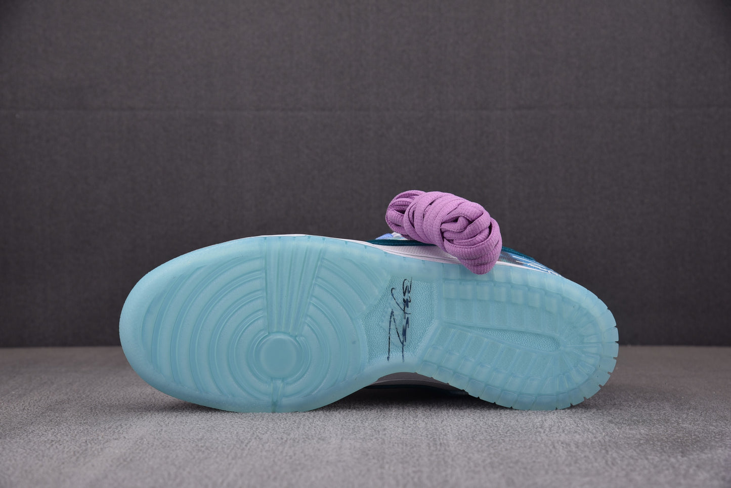 Nike SB Dunk x Futura Laboratories