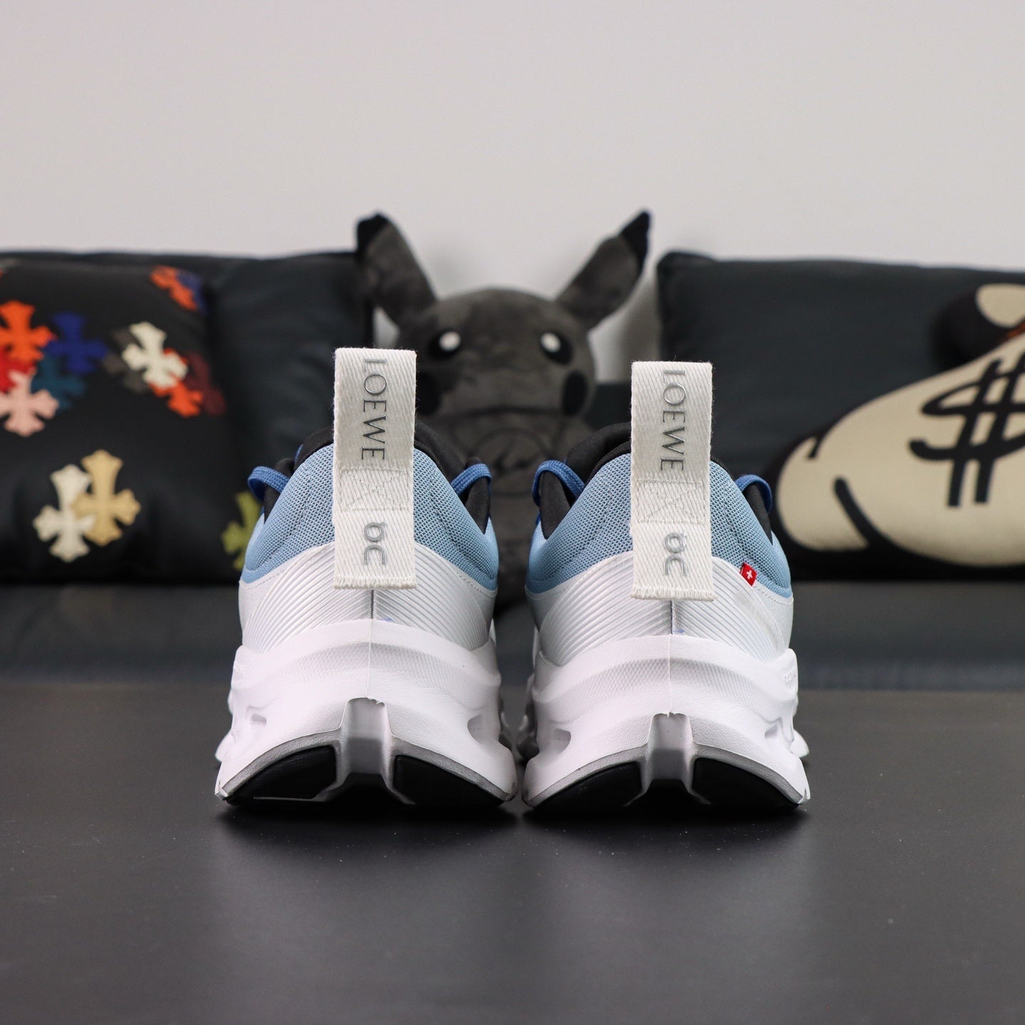 Cloudsurfer white and blue