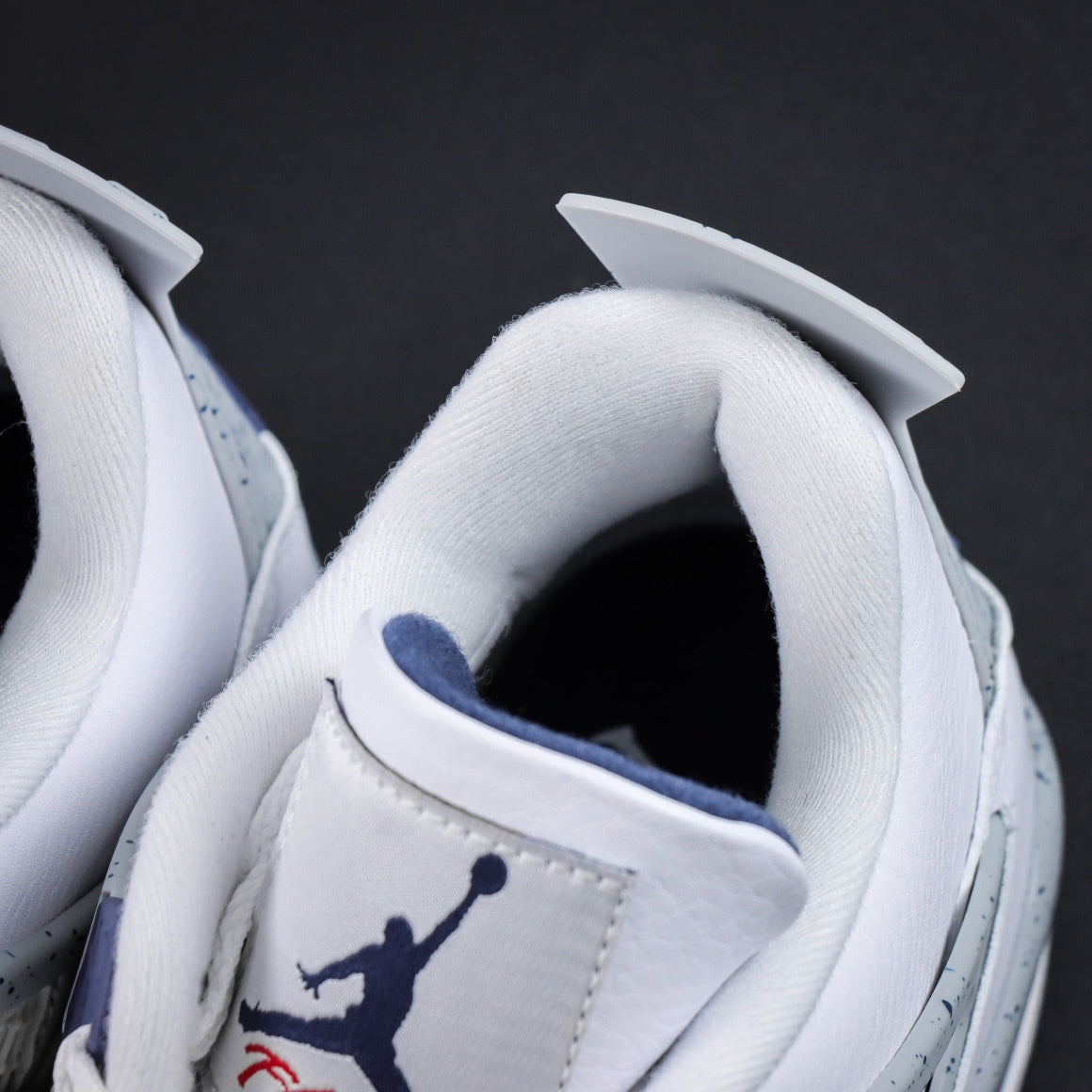 Air Jordan 4 Midnight Navy