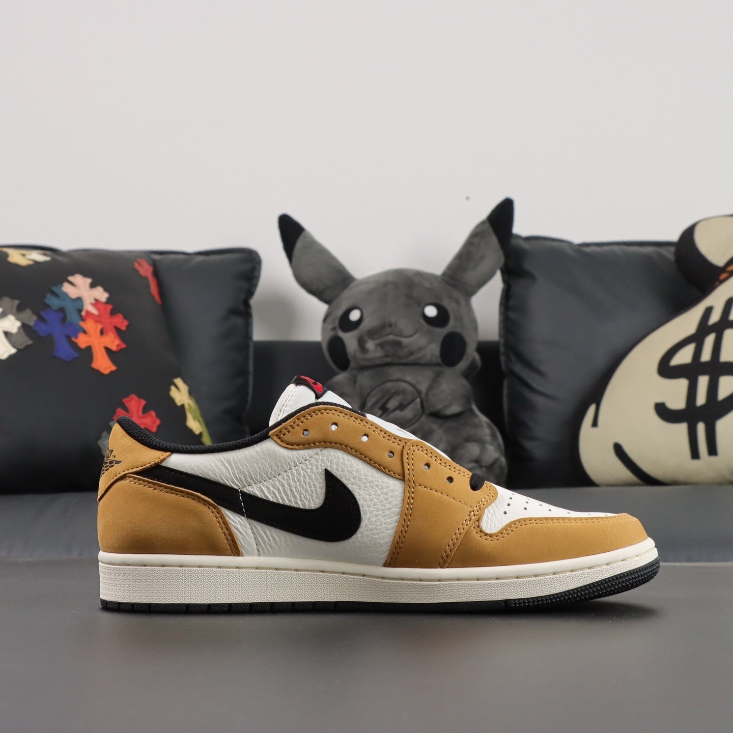 Air Jordan 1 Low OG Rookie of the Year