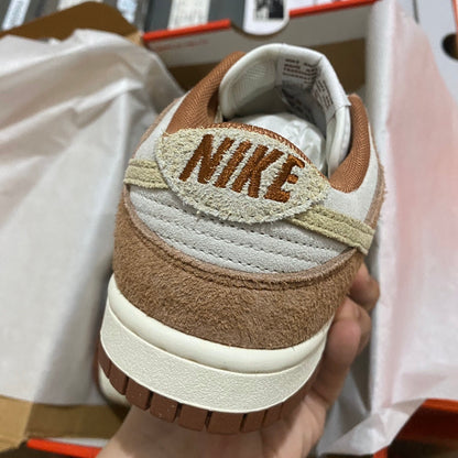 Nike Dunk Medium Curry