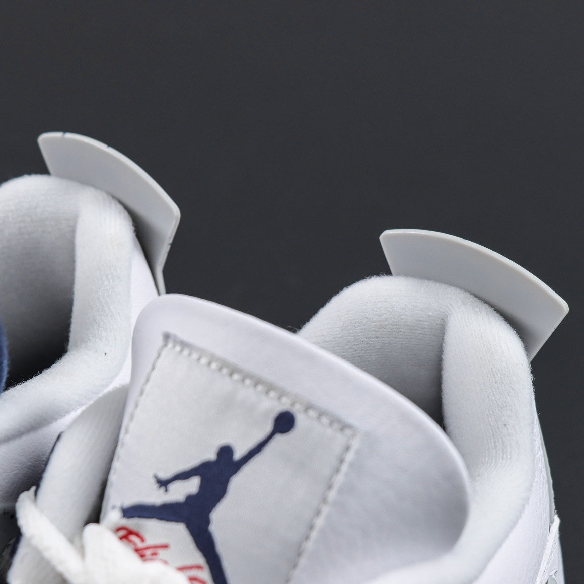 Air Jordan 4 Midnight Navy