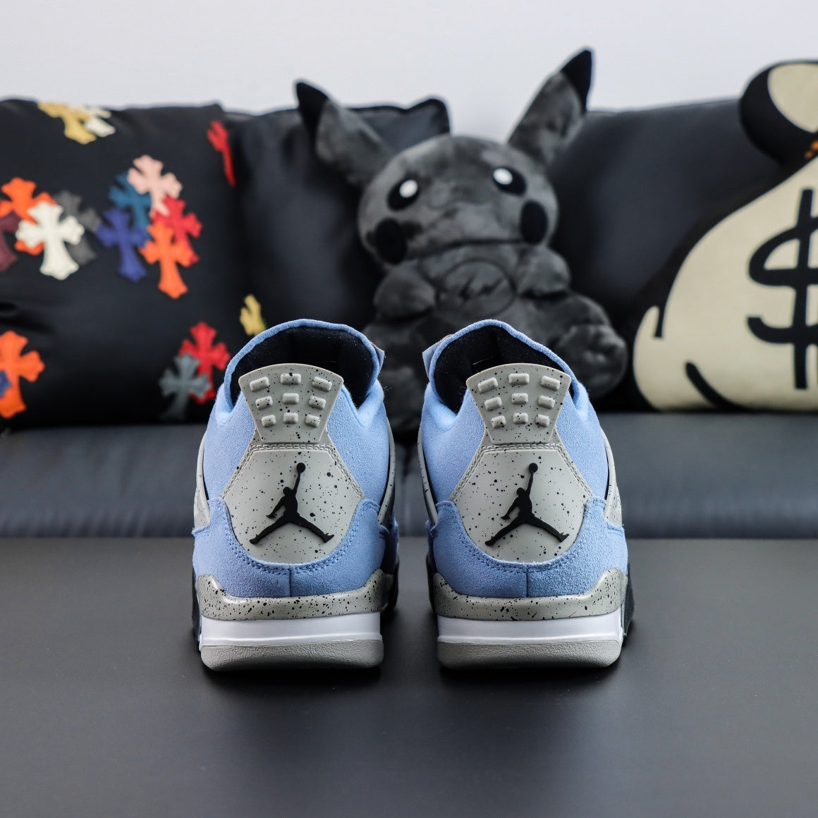 Air Jordan 4 UNC Blue