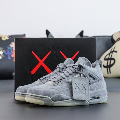 Air Jordan 4 Kaws