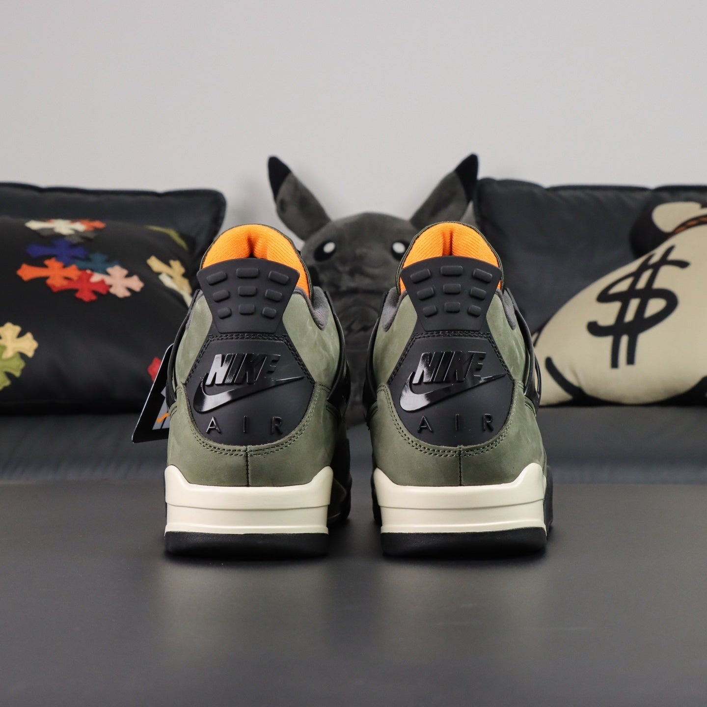 Air Jordan 4 x Undefeated [2025]