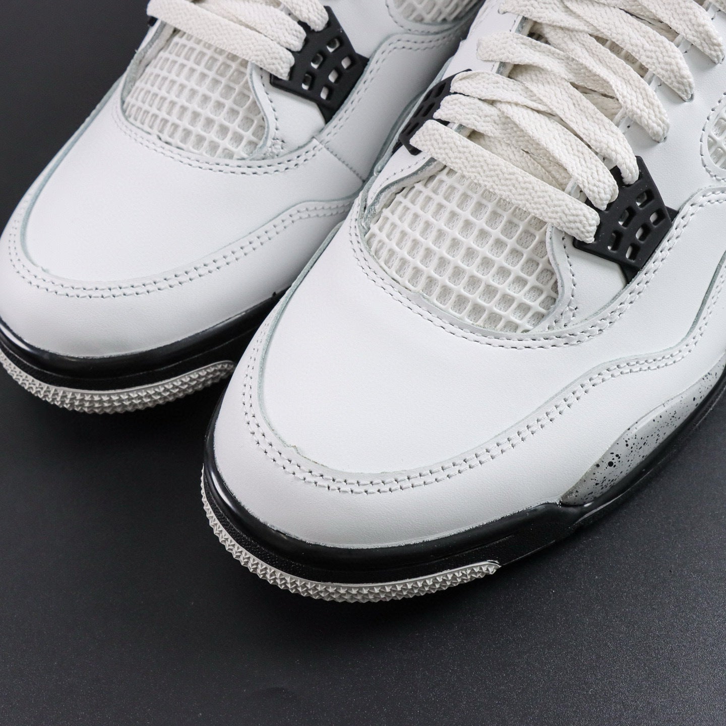 Air Jordan 4 White Cement