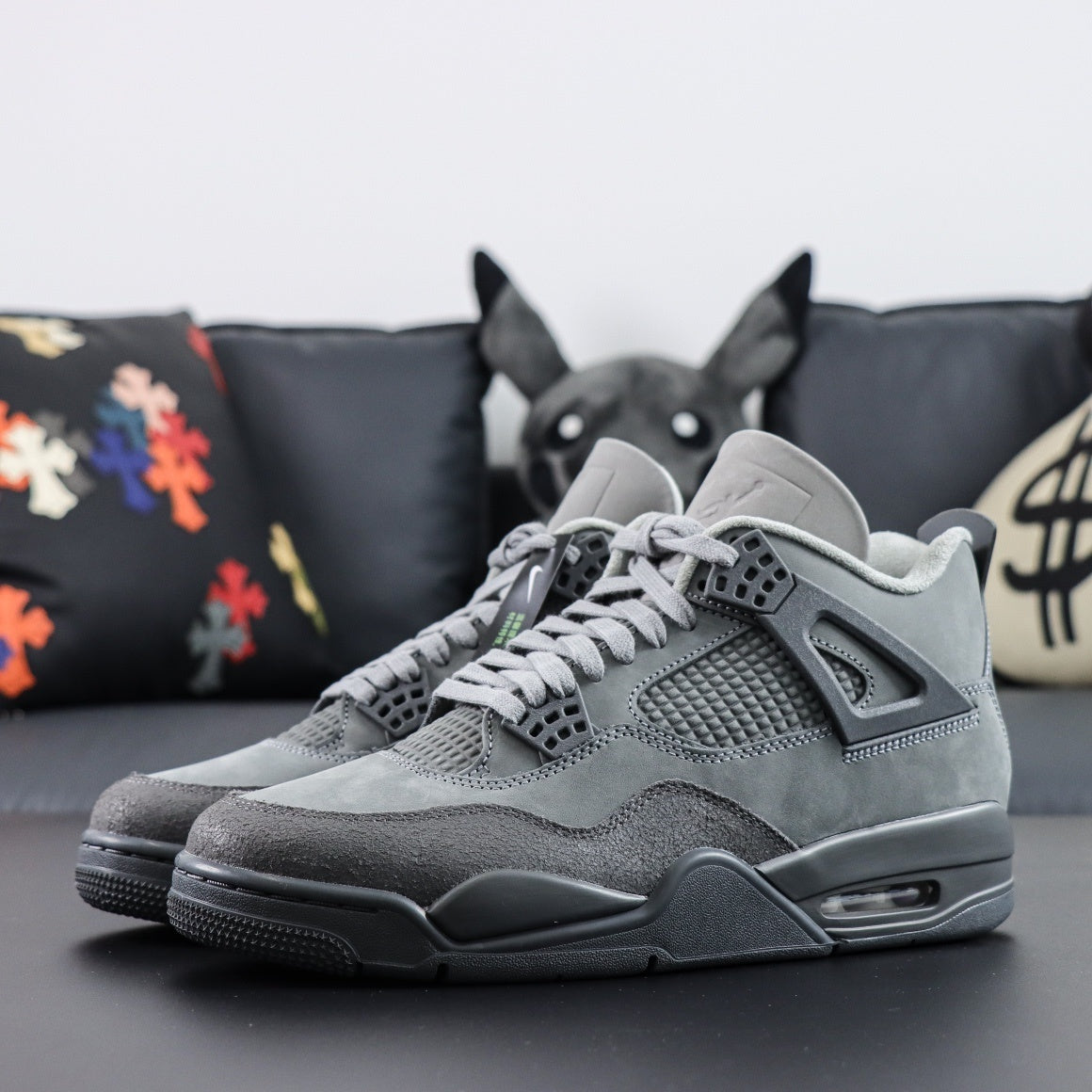 Air Jordan 4 Retro OG Wet Cement
