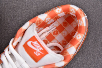 Nike SB Dunk Orange Lobsters