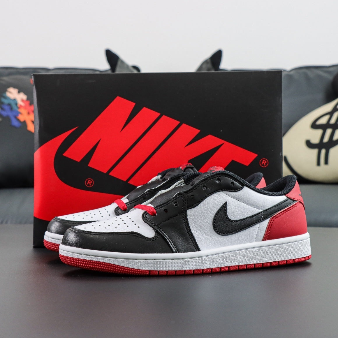 Air Jordan 1 Low OG Black Toe