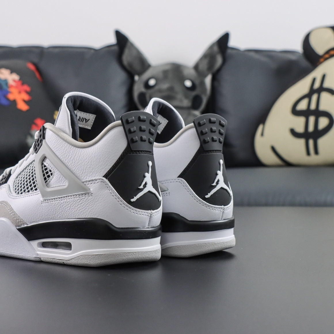 Air Jordan 4 Military Black