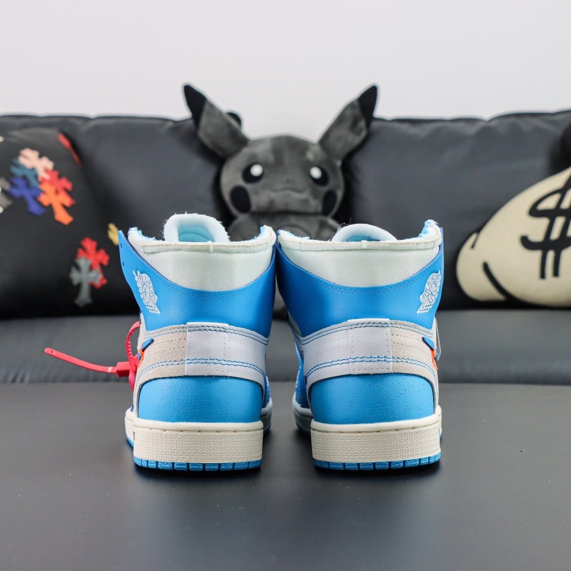 Air Jordan 1 x Off-White Retro OG High University Blue