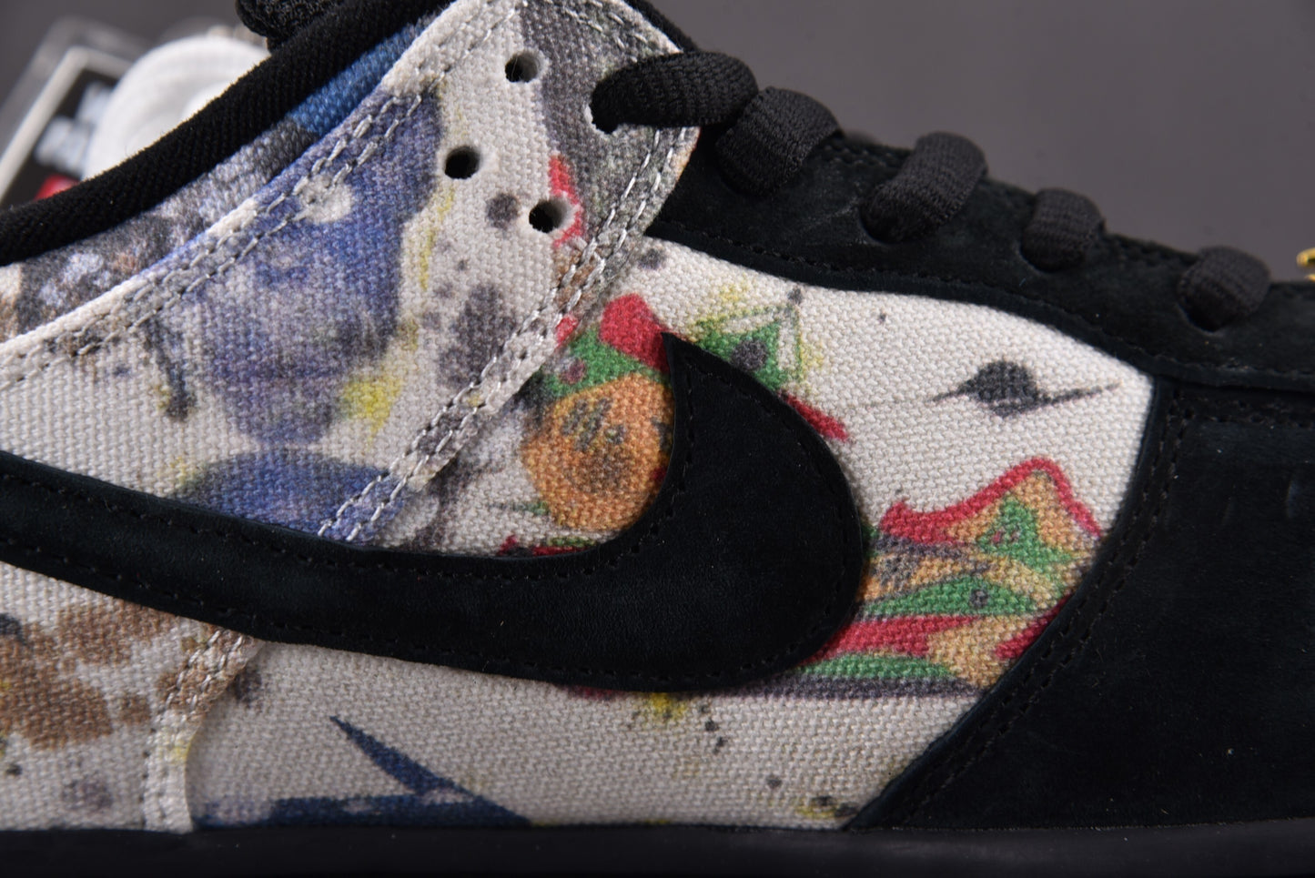 Nike SB Dunk x Supreme