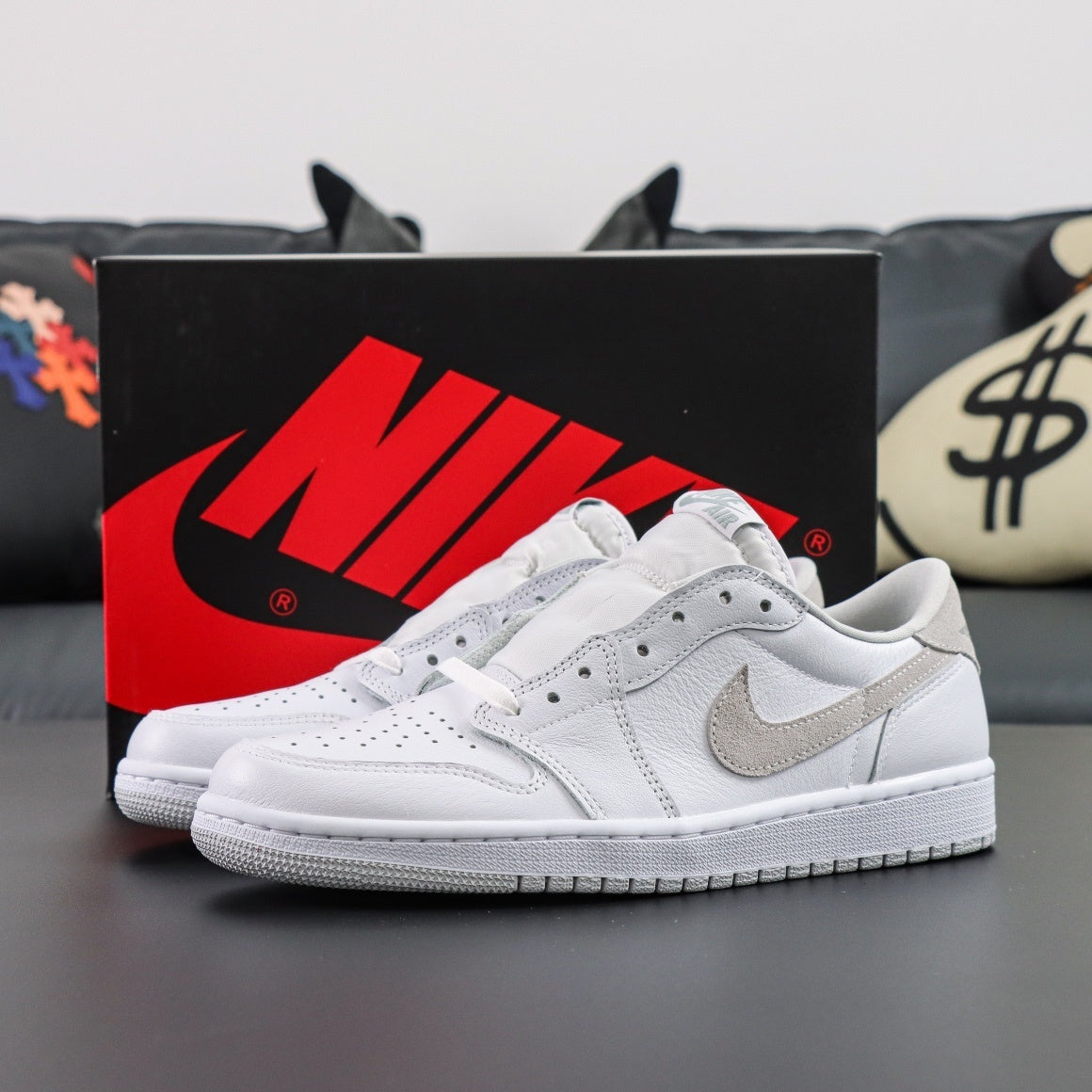 Air Jordan 1 Low OG Neutral Grey [2024]