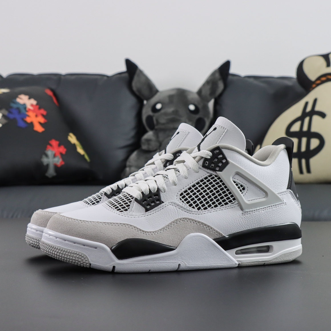 Air Jordan 4 Military Black