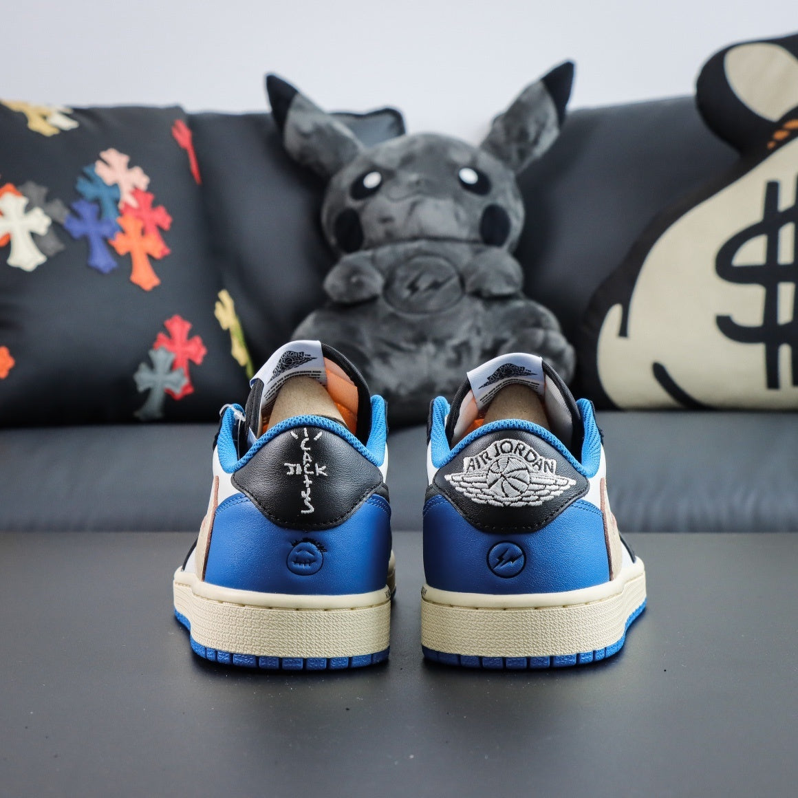 Travis Scott x Air Jordan 1 Low OG SP Fragment