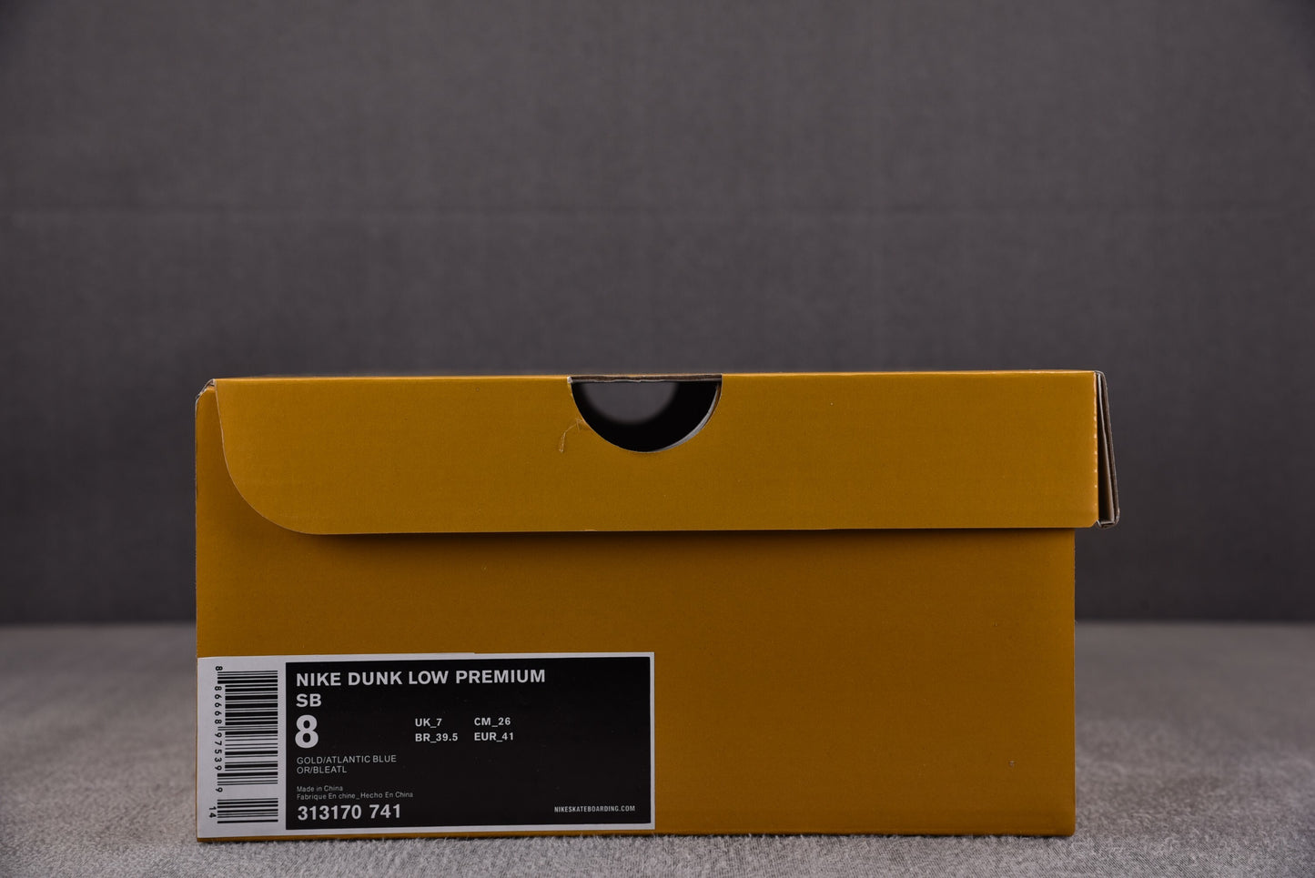 Nike SB Dunk Newcastle Brown Ale