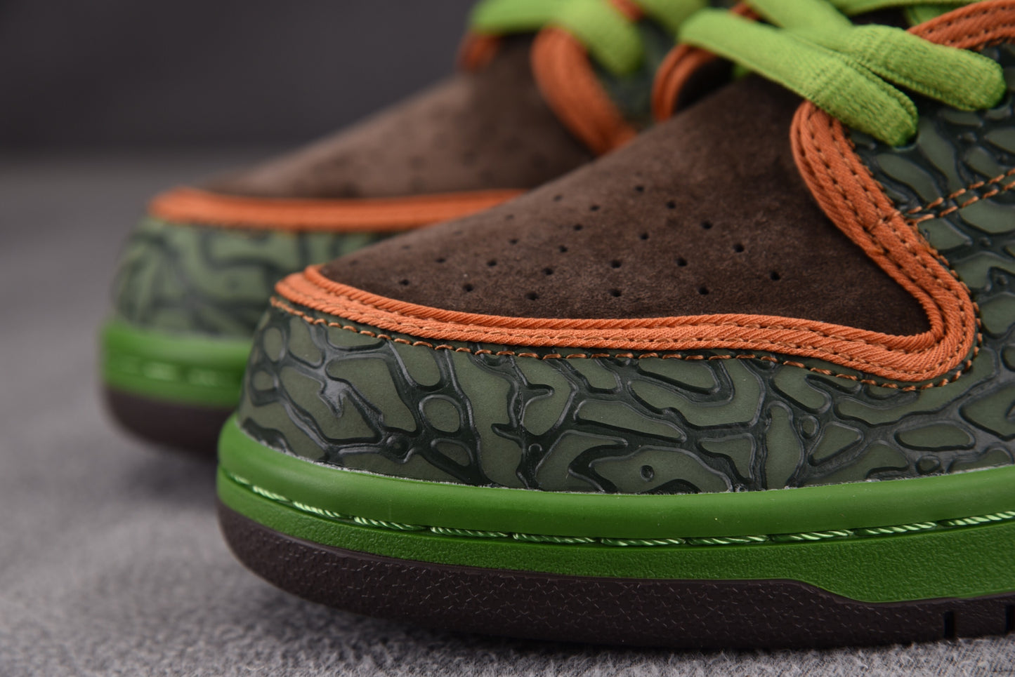 Nike SB Dunk De La Sol