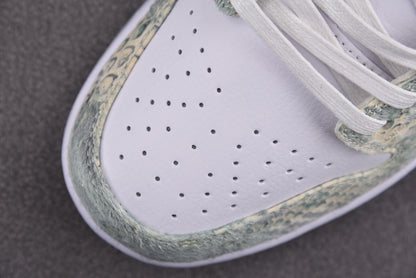 Nike SB Dunk Dragon Steam Puppet