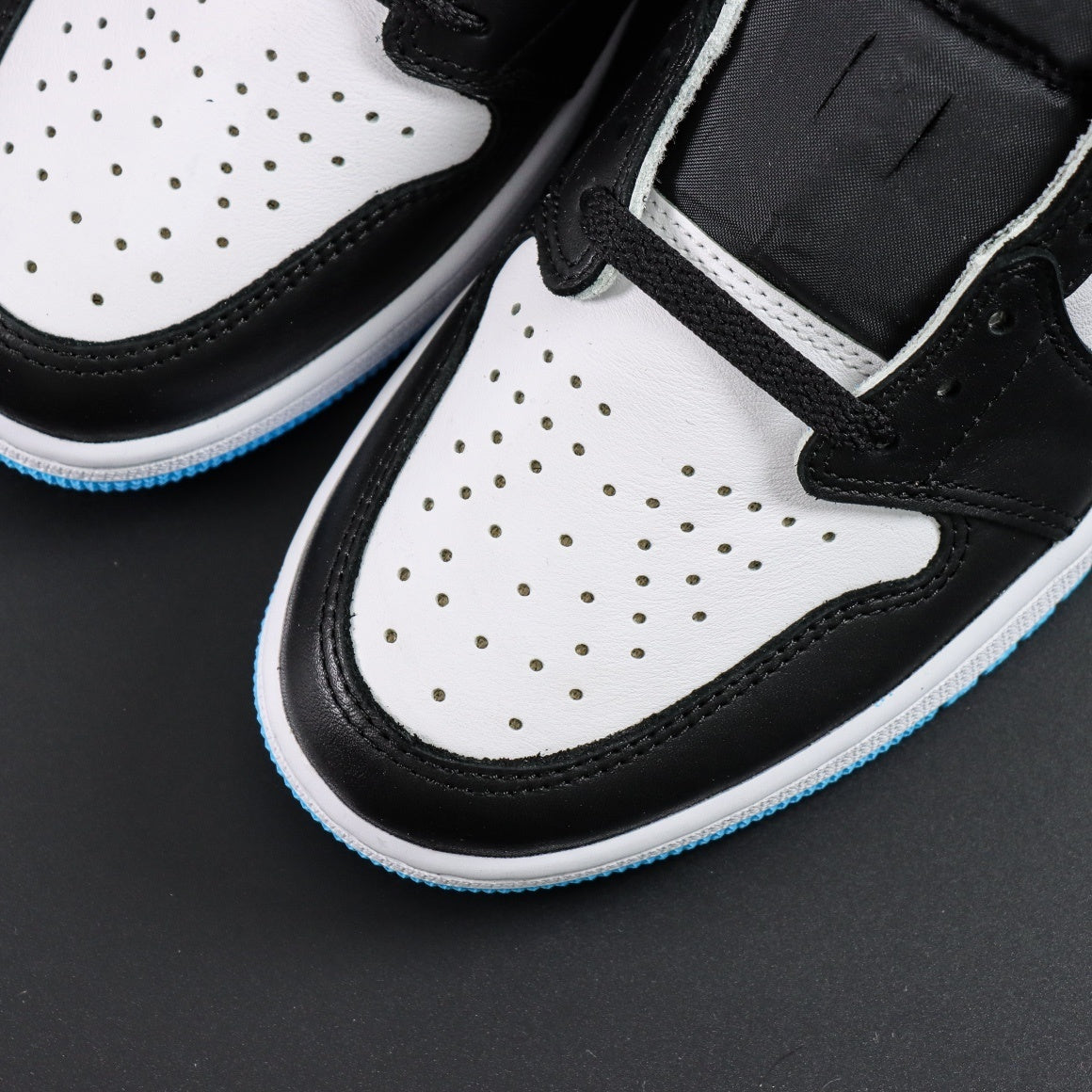 Air Jordan 1 Low OG Dark Powder Blue