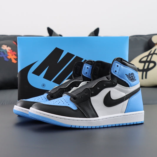 Air Jordan 1 Retro OG High UNC Black Toe