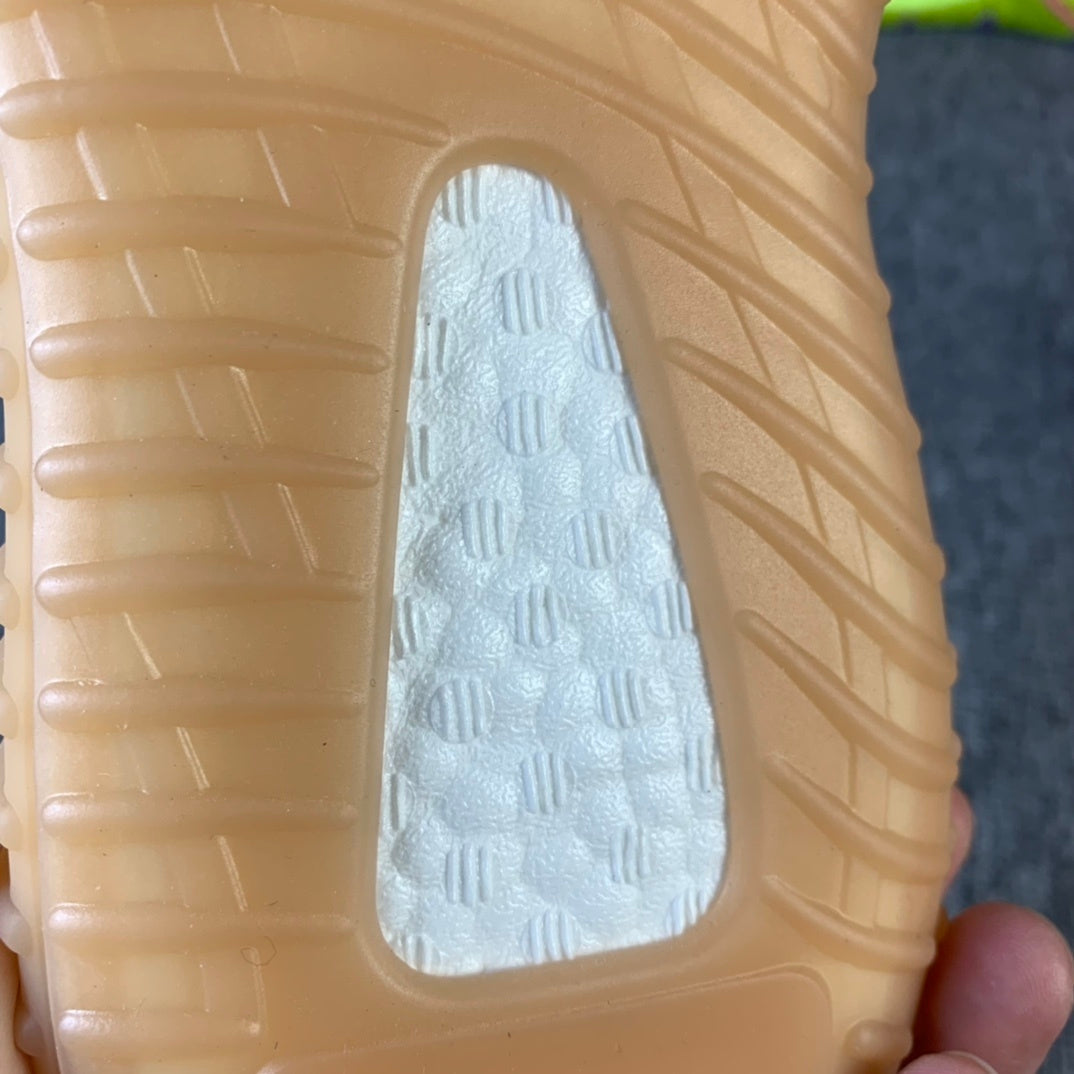 Yeezy Boost 350 V2 Mono Clay